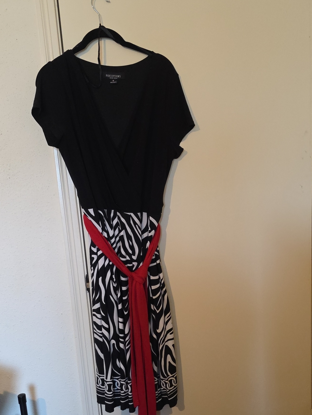Perceptions New York Wrap Maxi Dress Black & Red Medium